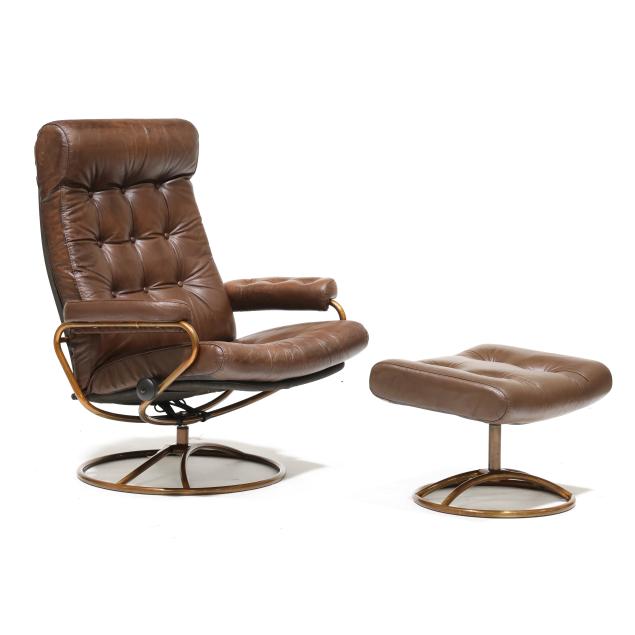 vintage-ekornes-stressless-leather-lounge-chair-and-ottoman