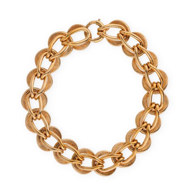 gold-link-bracelet