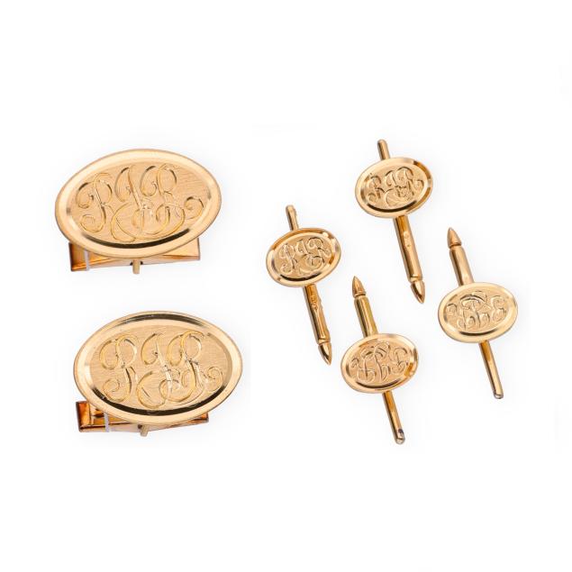 gold-monogrammed-gent-s-set