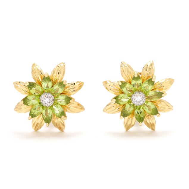 gold-peridot-and-diamond-flower-motif-earrings