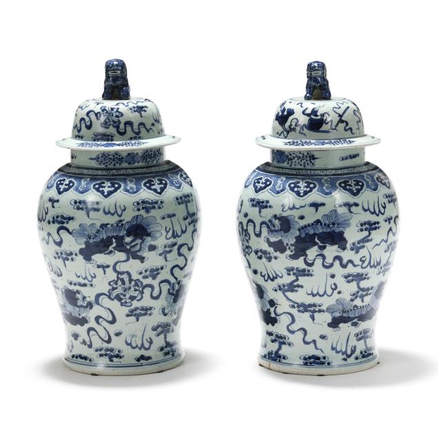 a-pair-of-large-chinese-blue-and-white-porcelain-jars