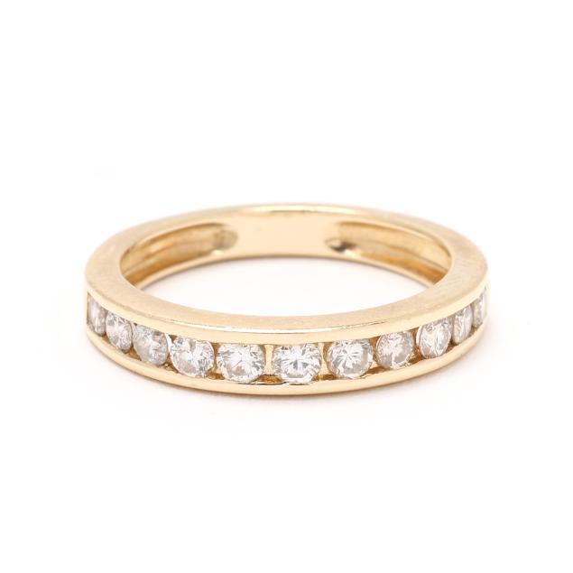 gold-and-diamond-band