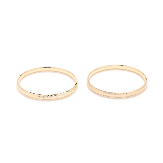 two-gold-bangle-bracelets-costa-rica