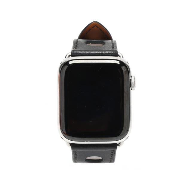 apple-watch-series-four-with-wrist-strap-apple-x-hermes