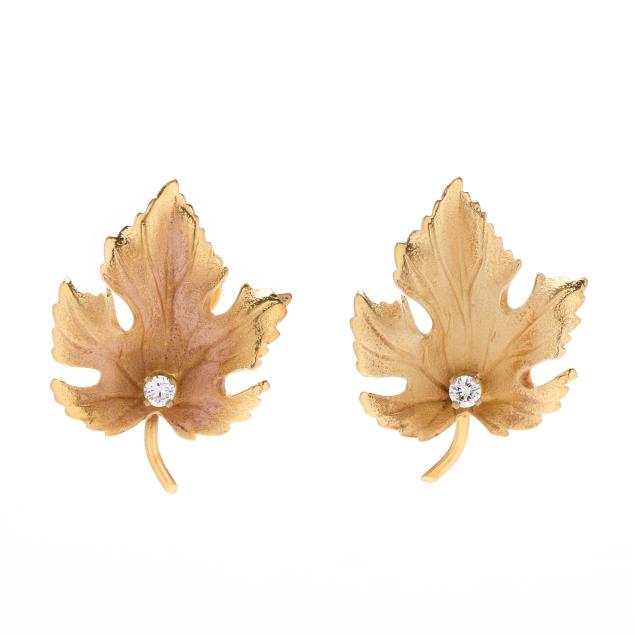 gold-and-diamond-maple-leaf-motif-earrings-eckfeldt-ackley