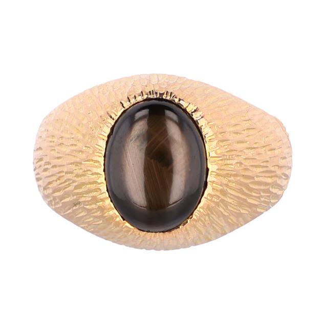 gold-filled-and-black-star-sapphire-ring