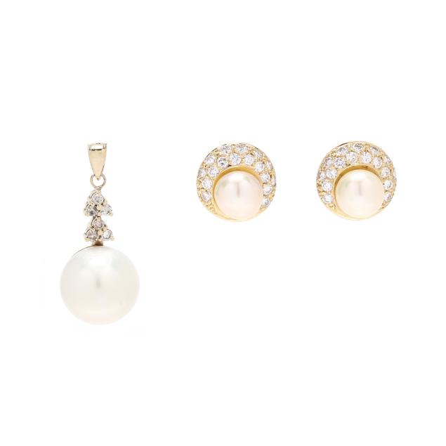 gold-pearl-and-diamond-pendant-and-earrings