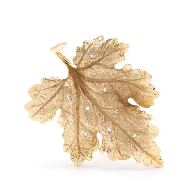 gold-and-diamond-maple-leaf-motif-brooch