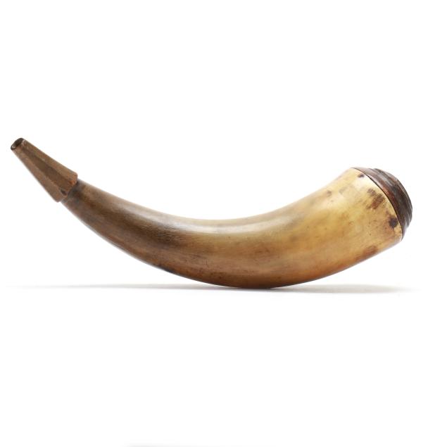 early-piedmont-north-carolina-powder-horn-with-beehive-plug