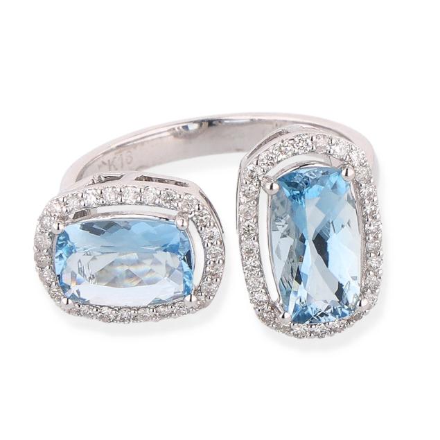 white-gold-aquamarine-and-diamond-i-toi-et-moi-i-ring
