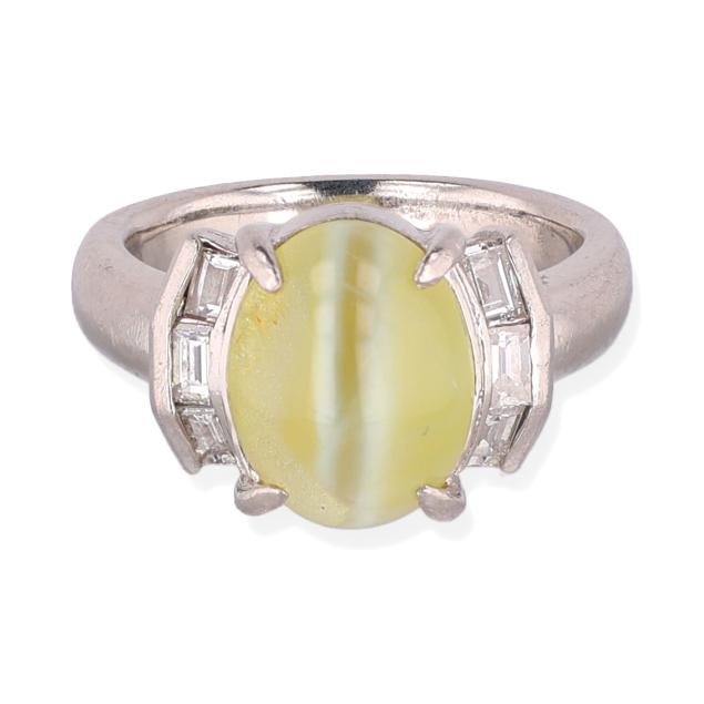platinum-cat-s-eye-chrysoberyl-and-diamond-ring