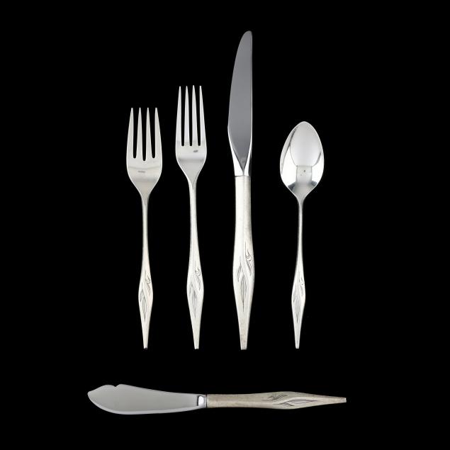 wallace-i-dawn-mist-i-sterling-silver-flatware-service