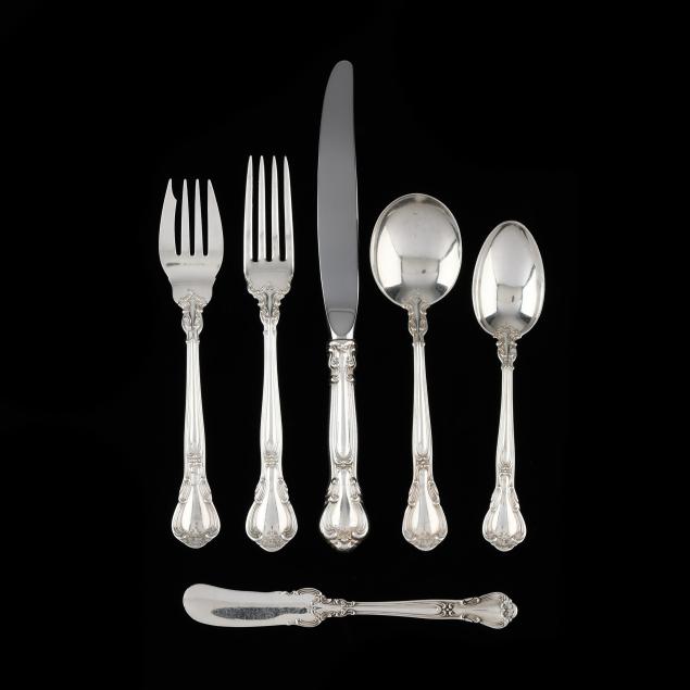gorham-i-chantilly-i-sterling-silver-flatware-service-for-sixteen-and-dish
