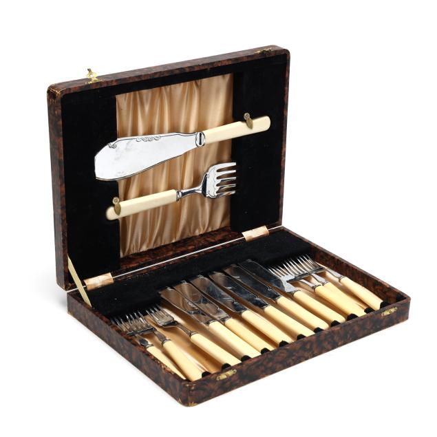 cased-english-silver-plated-fish-service