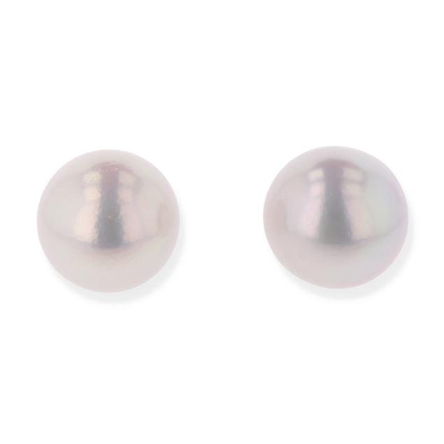pearl-stud-earrings