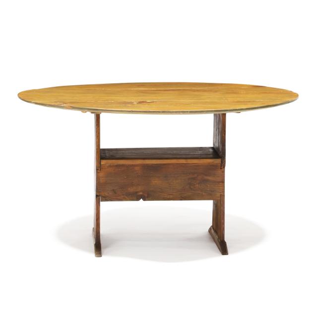 american-pine-tilt-top-hutch-table