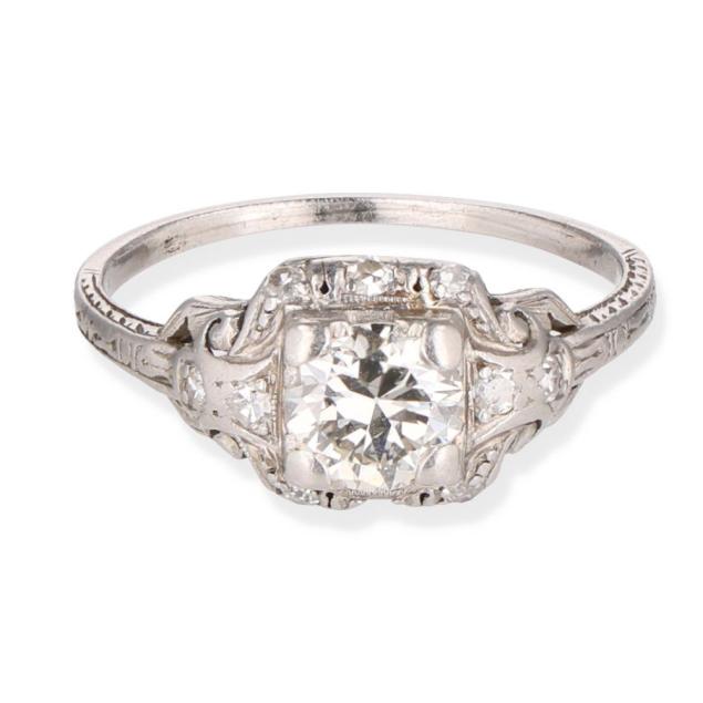 antique-platinum-and-diamond-ring