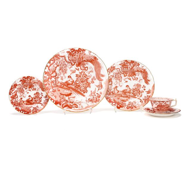 royal-crown-derby-i-red-aves-i-porcelain-dinner-service