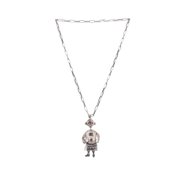 silver-native-american-kachina-motif-pendant-necklace