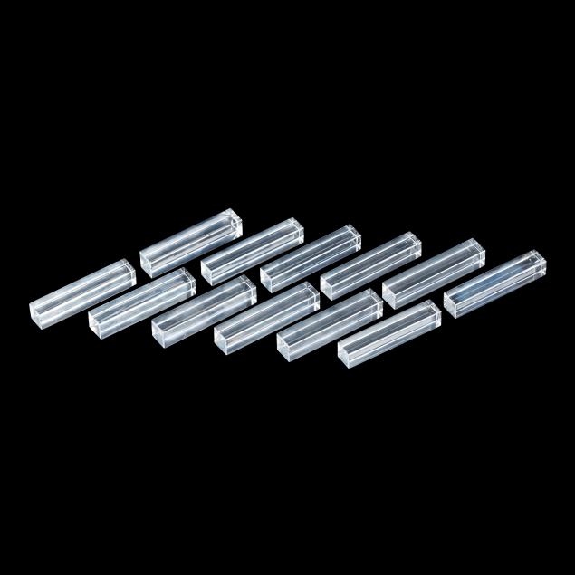 baccarat-set-of-twelve-crystal-knife-rests