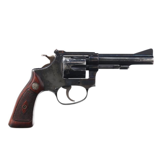 smith-wesson-model-34-22-rimfire-revolver-w-leather-holster