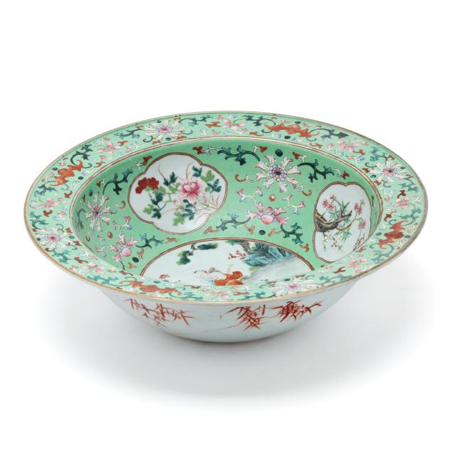 a-chinese-export-porcelain-famille-rose-green-ground-basin-bowl