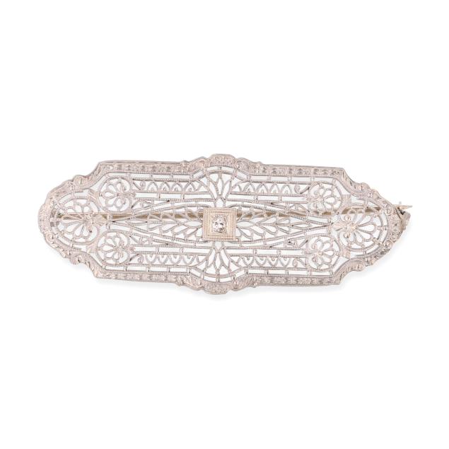 vintage-white-gold-brooch