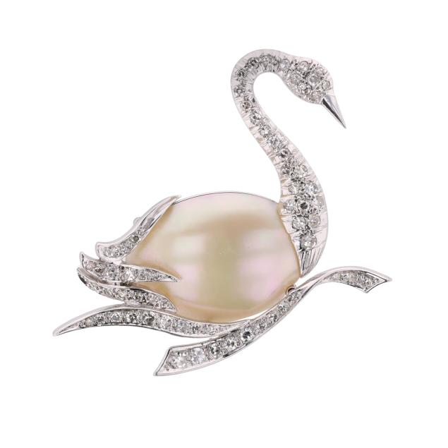 vintage-white-gold-mother-of-pearl-and-diamond-swan-motif-brooch