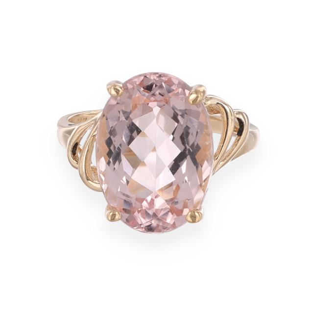 gold-and-morganite-ring