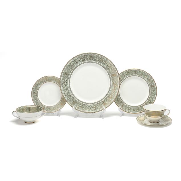 royal-doulton-complete-i-english-renaissance-i-service-for-twelve