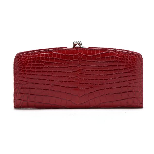 red-crocodile-and-leather-clutch-judith-leiber