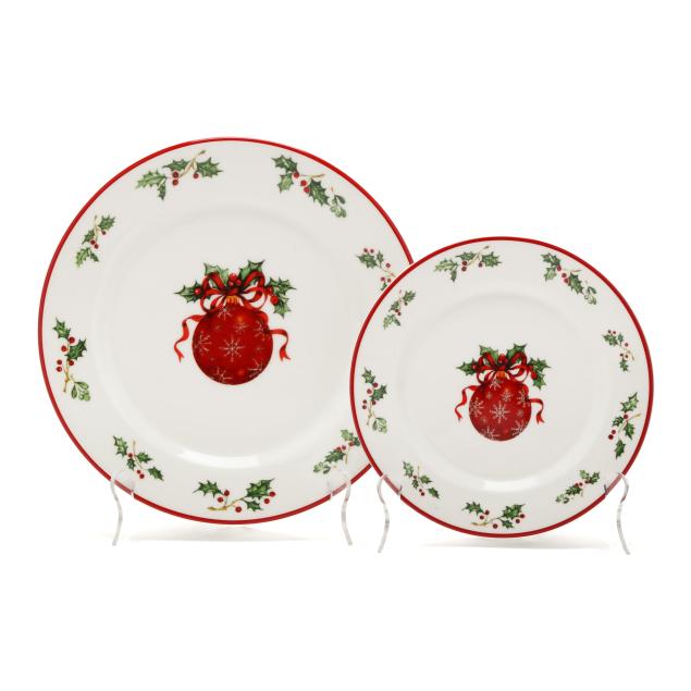 christopher-radko-i-holiday-celebrations-i-red-trim-plates