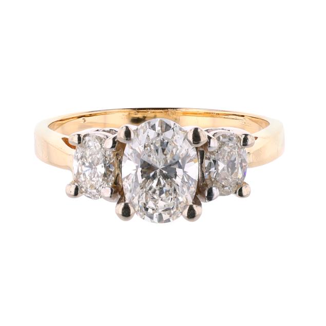 gold-and-three-stone-diamond-ring