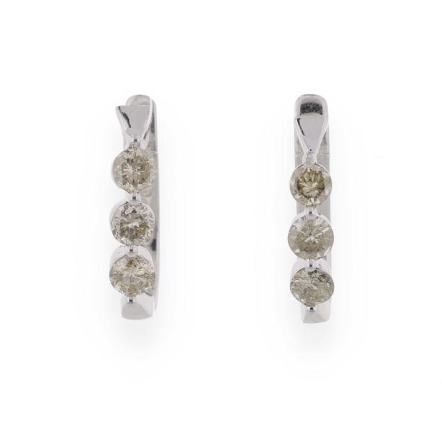 white-gold-and-diamond-earrings