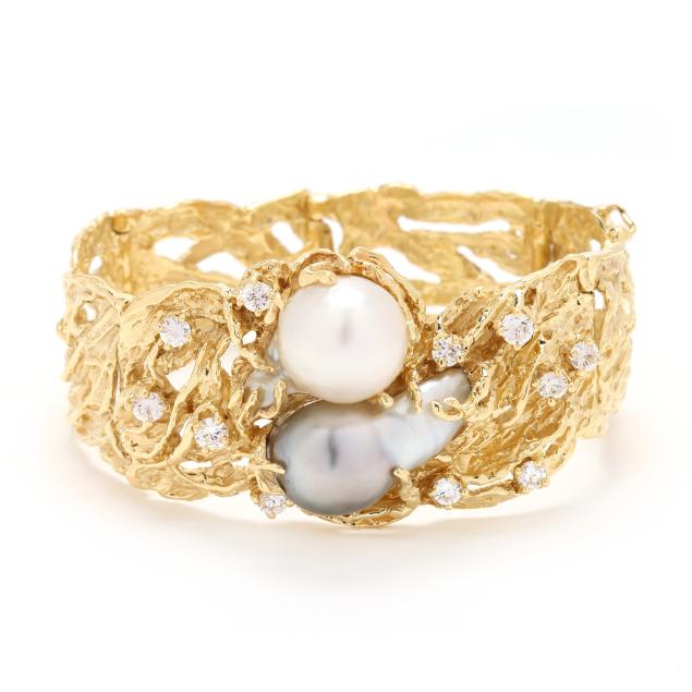 gold-baroque-pearl-and-diamond-bracelet-arthur-king