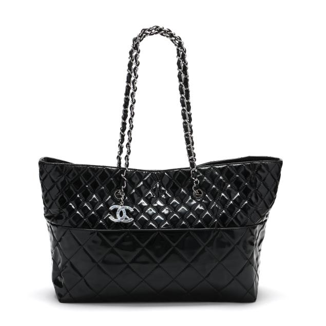 black-quilted-tote-bag-chanel