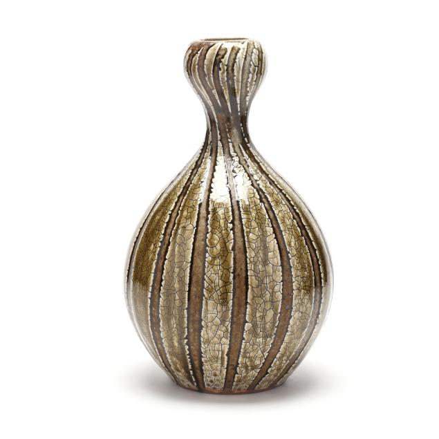 donna-craven-nc-striped-gourd-vase