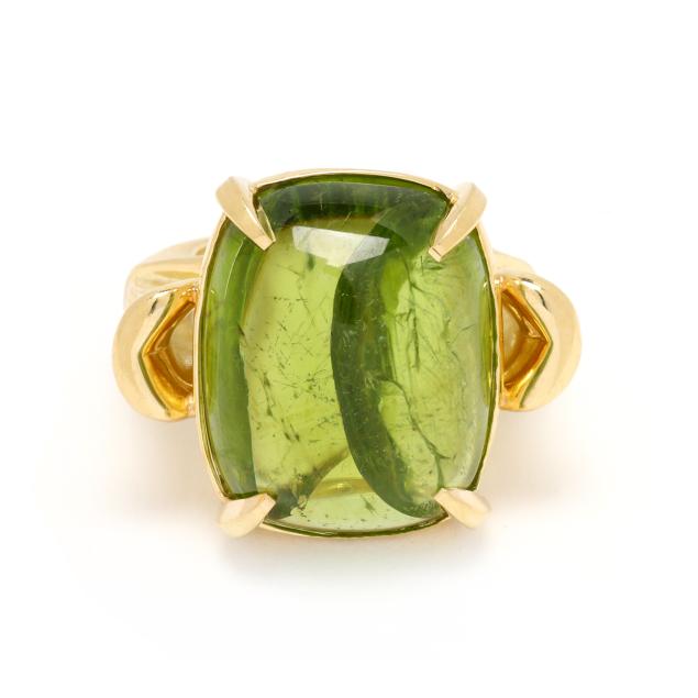 gold-and-peridot-ring