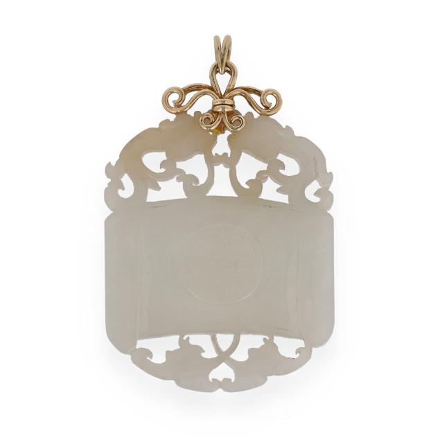 gold-and-carved-nephrite-jade-pendant