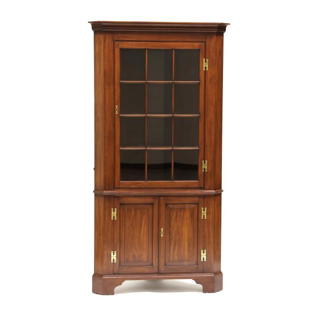 henkel-harris-black-cherry-chippendale-style-lighted-corner-cupboard