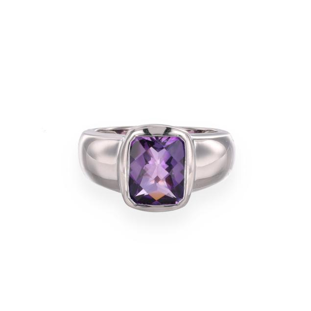 white-gold-and-amethyst-ring
