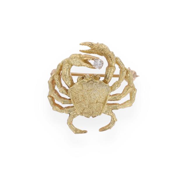 gold-and-diamond-crab-motif-brooch
