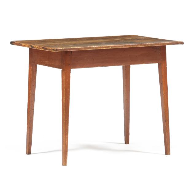 new-england-hepplewhite-painted-pine-side-table