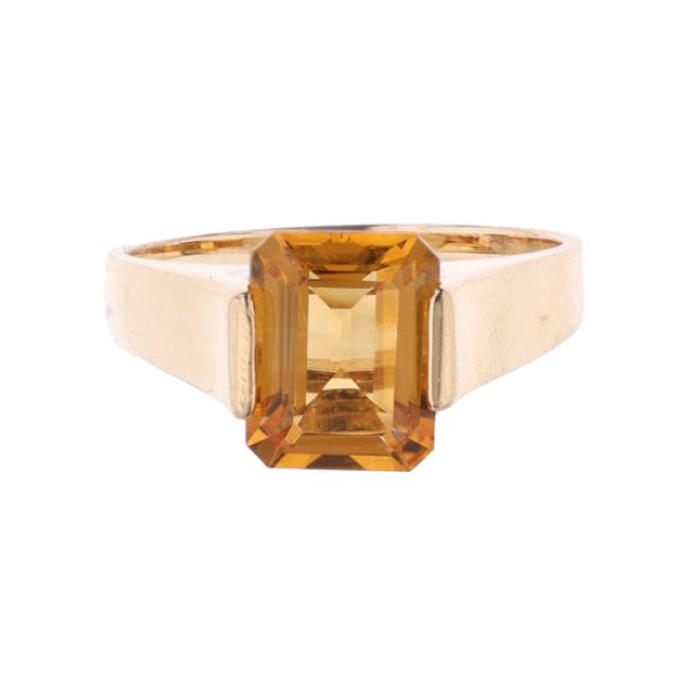 gold-and-citrine-ring