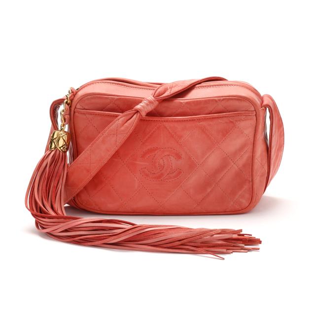 vintage-coral-camera-bag-chanel