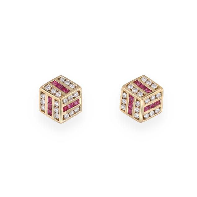 gold-diamond-and-ruby-cube-motif-earrings