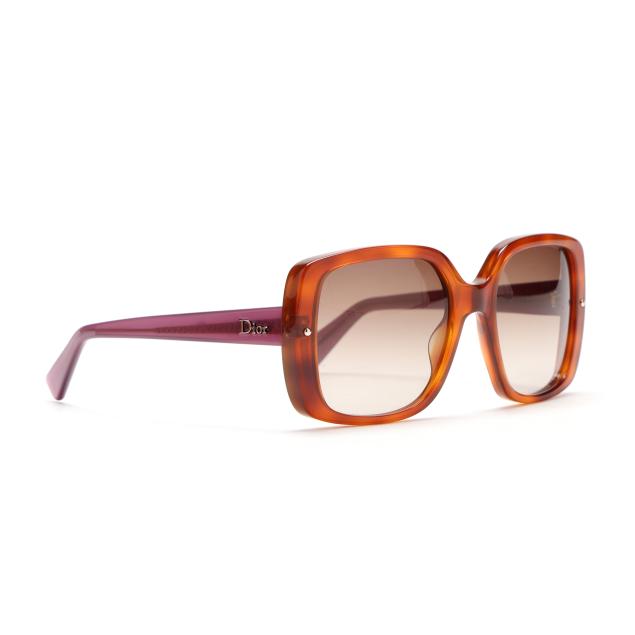 tortoiseshell-sunglasses-dior
