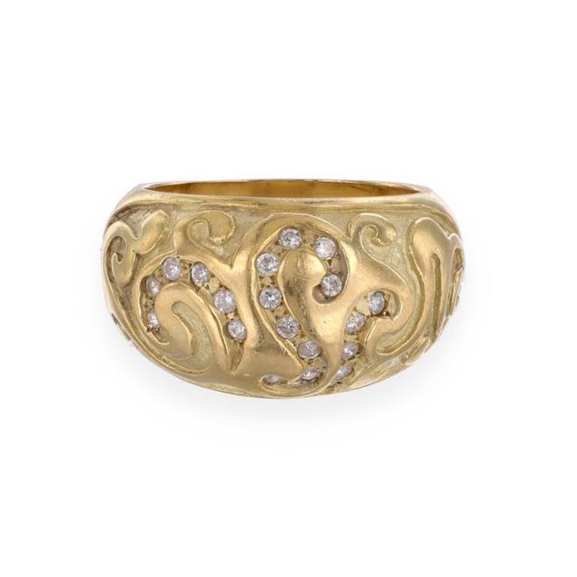 gold-and-diamond-ring