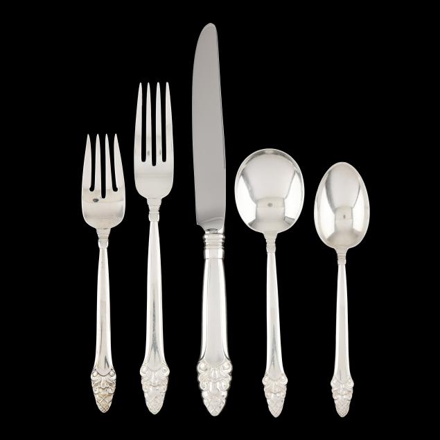 gorham-i-sovereign-i-sterling-silver-flatware-service-for-twelve