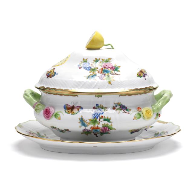 herend-i-queen-victoria-i-large-lidded-tureen-with-undertray